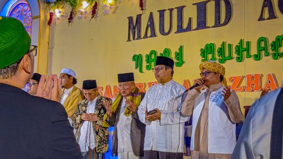 Inspirasi Maulid Agung Nabi Muhammad Shollallohu Alaihi wasallam di Pesantren Al Azhaar Tulungagung: Meneladani Akhlak Mulia dan Kebesaran Rasulullah shalallahu alaihi wasallam