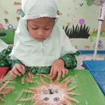“PAUD Al Azhaar Tulungagung: Membuat Kreasi Hewan Singa dari Sabut Kelapa sebagai Bentuk Kreativitas Anak-anak Cerdas”