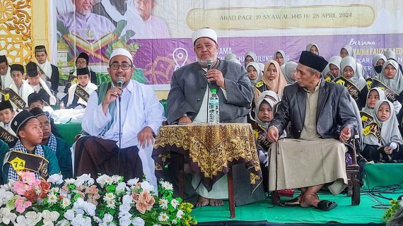 **Suksesnya Acara Istihlal dan Wisuda Arbain di LPI Al Azhaar Tulungagung: Momen Emas Pendidikan dan Spiritual**