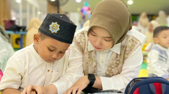 *”Manfaat Kegiatan Bersama Orang Tua dalam Membangun Hubungan dan Perkembangan Anak”**